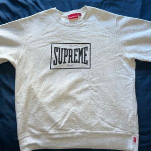 SUPREME CREW NECK SWEATER SZ MEDIUM MENS